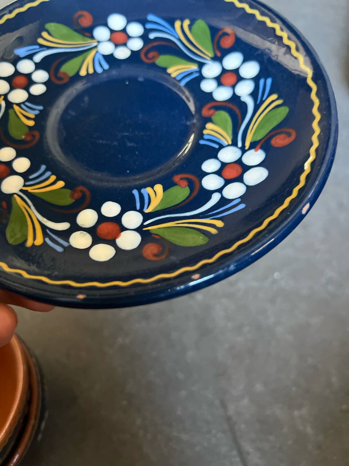 4 teacups and saucers