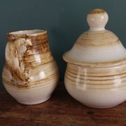 Sugar bowl and milk jug in Longchamp earthenware.