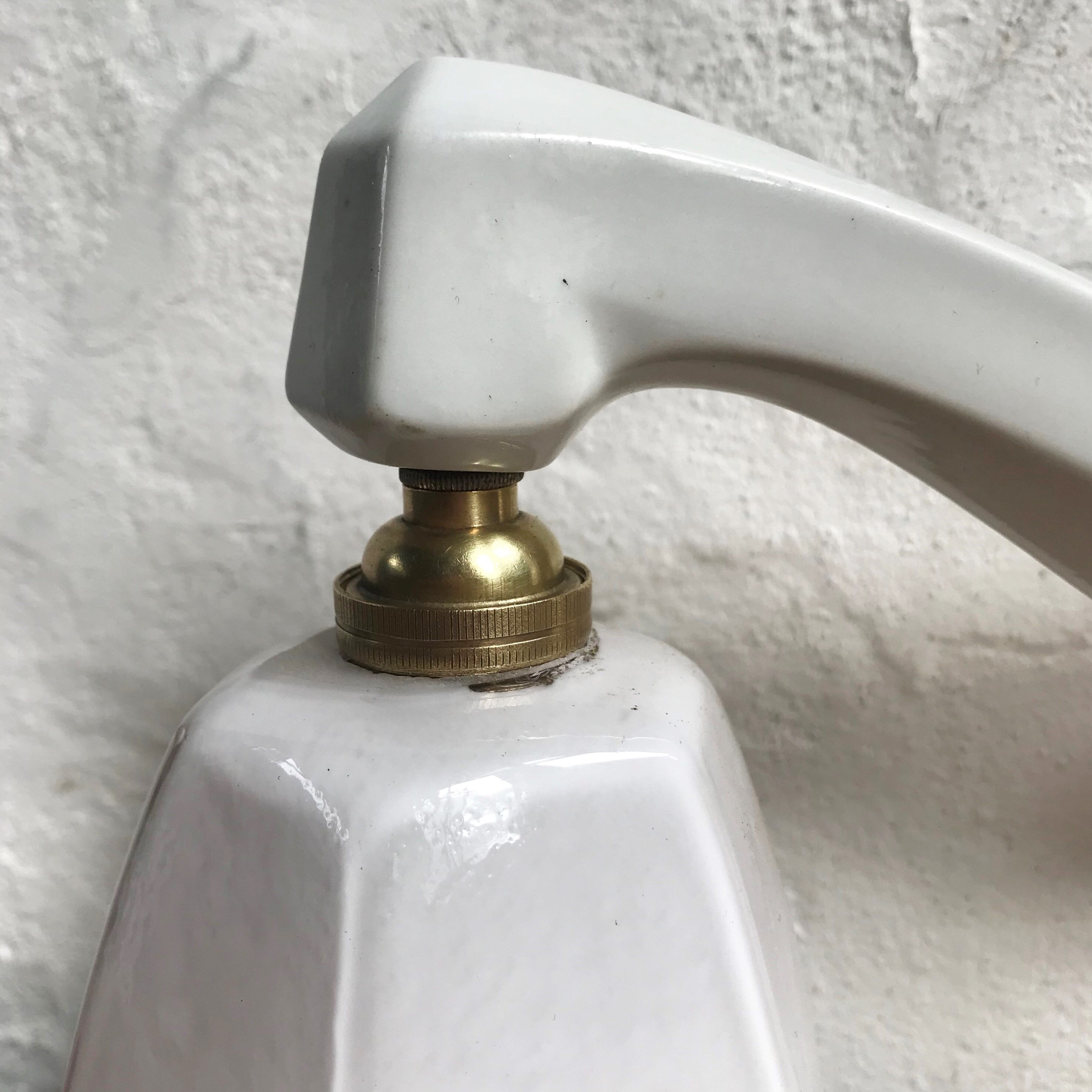 Art deco porcelain and opaline sconce