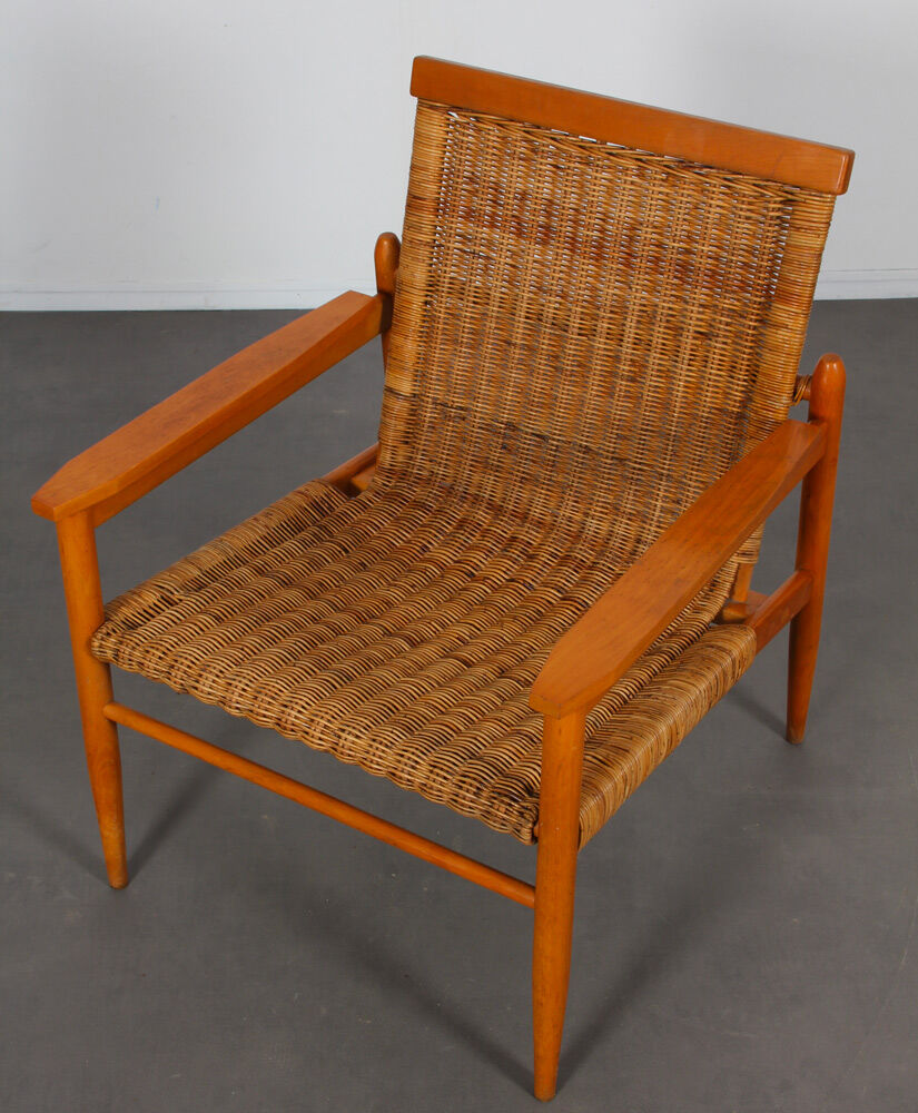 Fauteuil vintage en osier édité par Uluv 1960