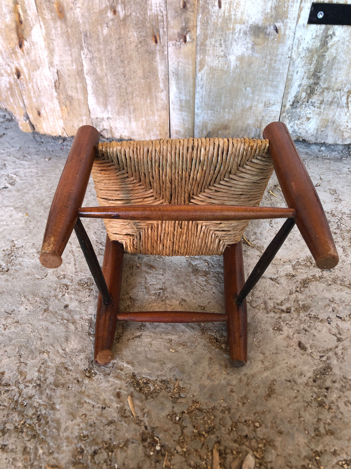 Chaise enfant assise paillée vintage