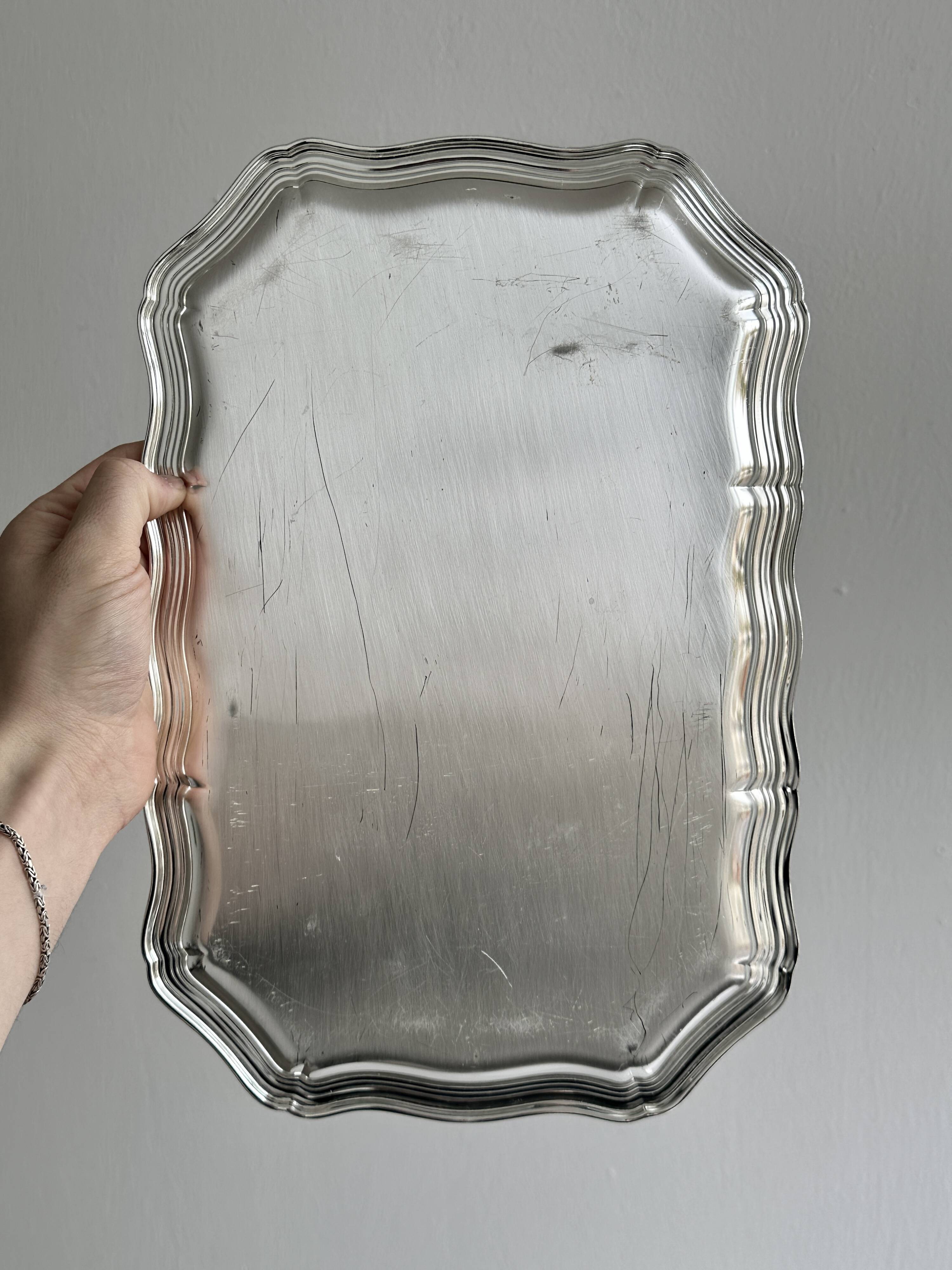 Shiny lightweight metal tray