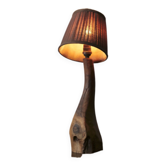 lampe en bois d'Olivier Brut de forme libre