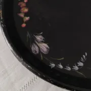 Old large English plate made of papier-mâché.
