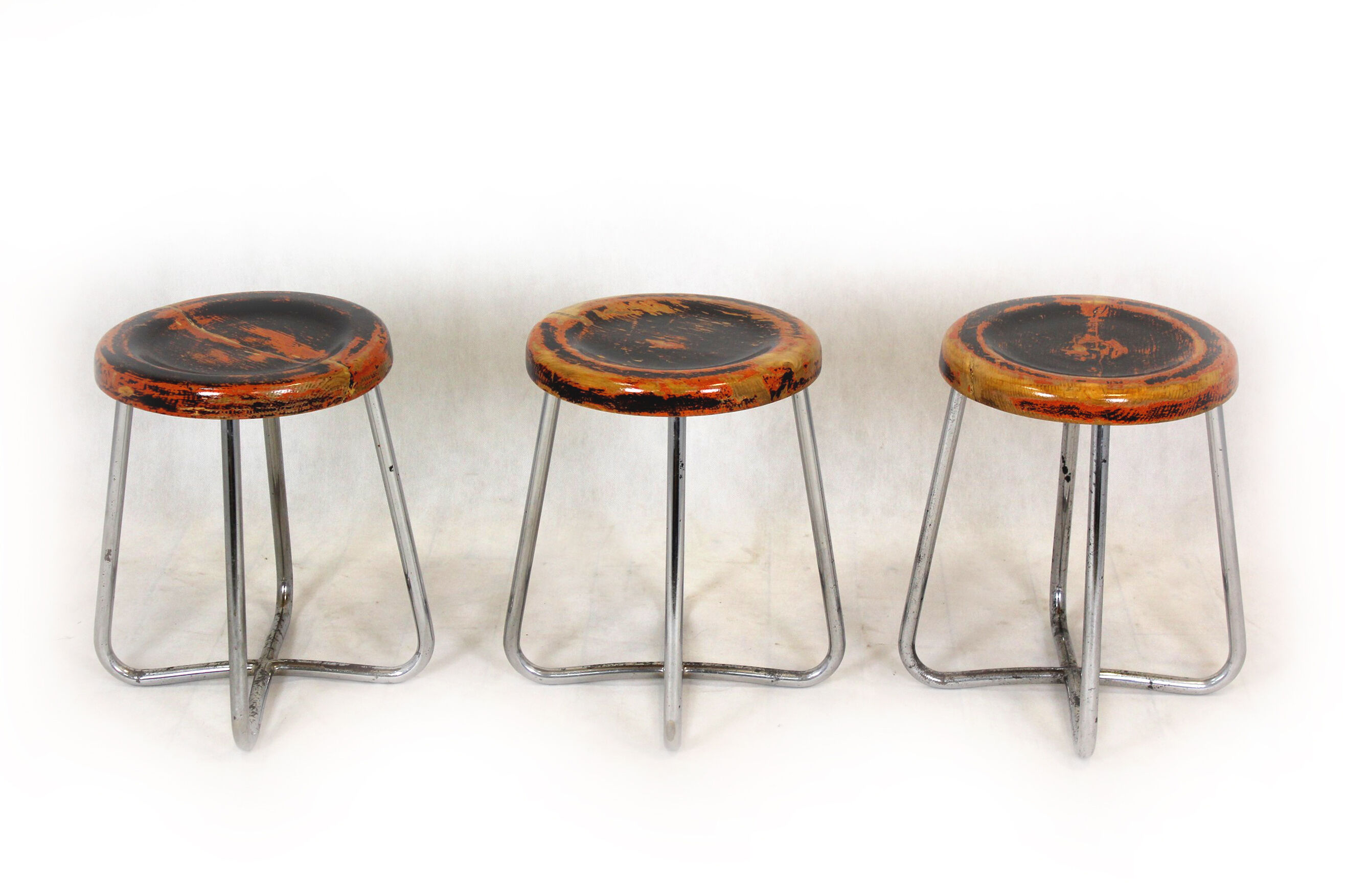 Ensemble de 3 tabourets en acier tubulaire chromé Bauhaus par Robert Slezak, années 1930
