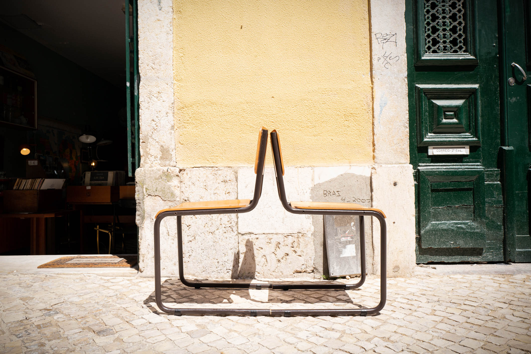 Escolar chair by Siza Vieira