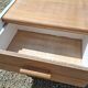 Table de chevet blanc et bois