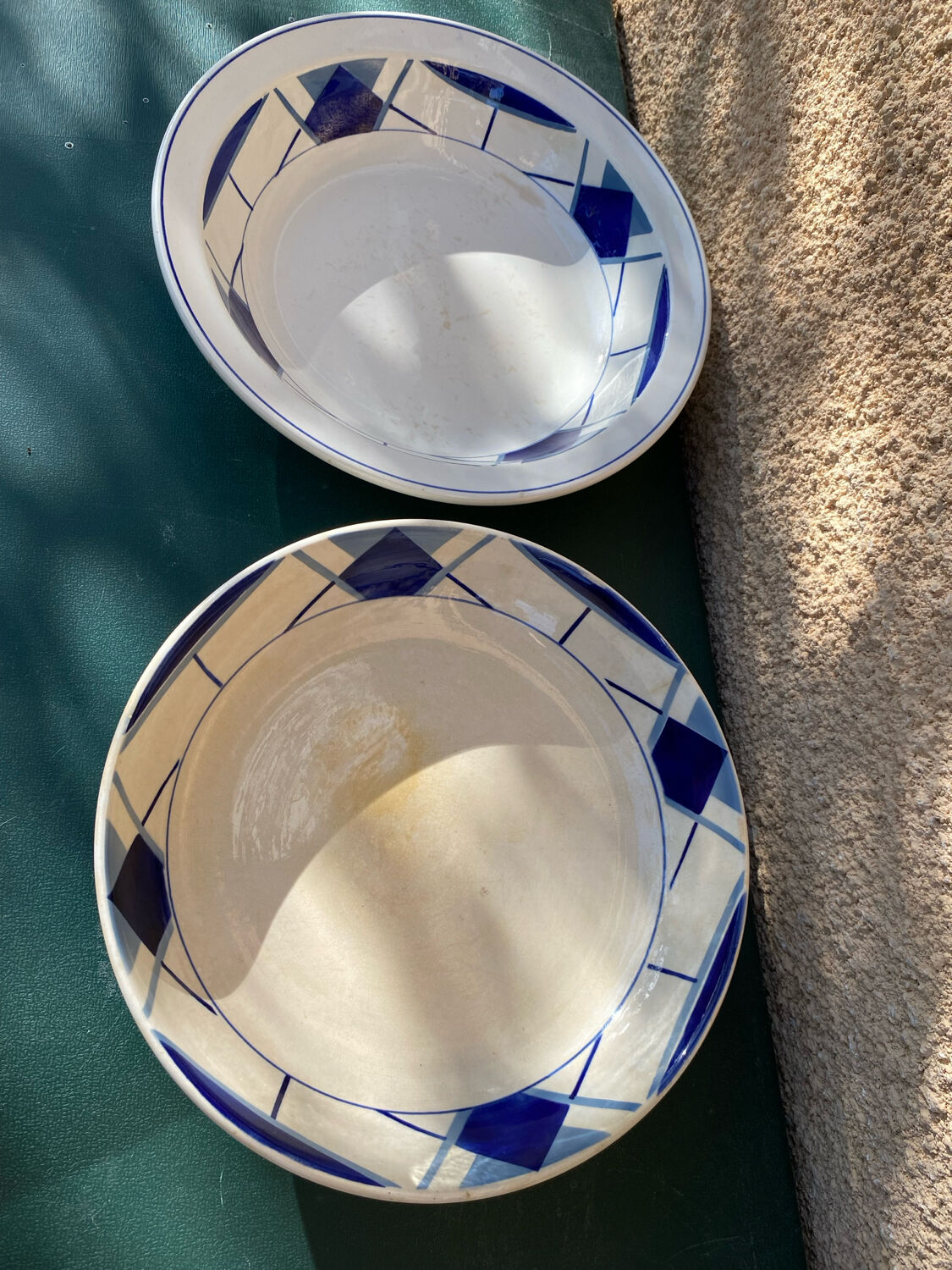 Sets of 2 presentation dishes Digoin Sarreguemines model Efel.