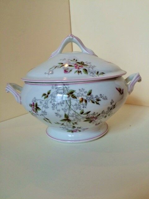 Partie de service en porcelaine 19ème