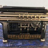 Underwood Typewriter, 1900