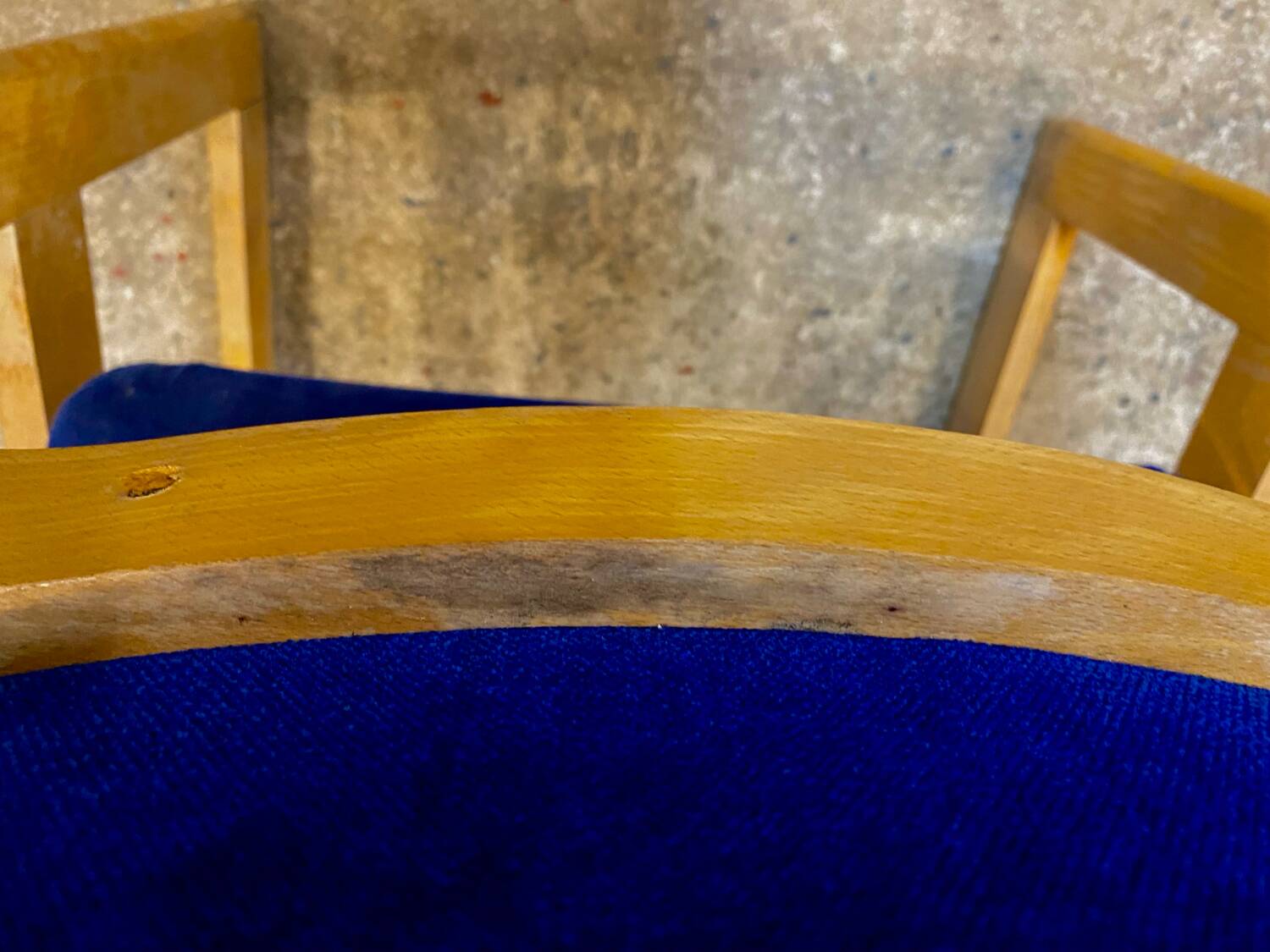 2 Fauteuils par Mortier Michel