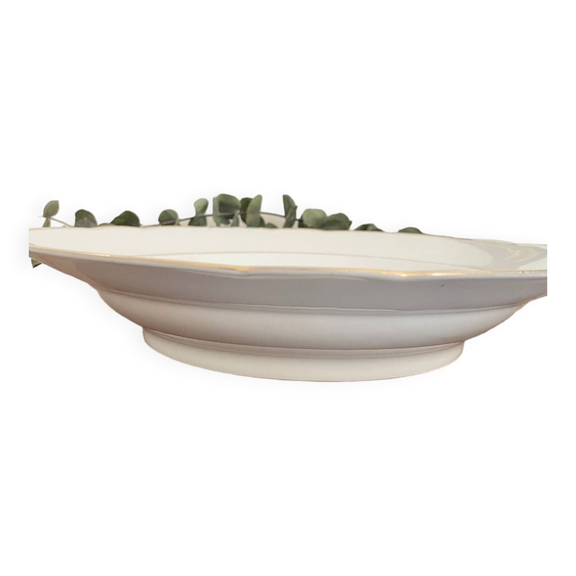 Hollow gold and white serving dish
