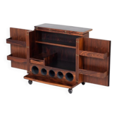 Cabinet de bar en palissandre danois par Illum Wikkelsø, années 1960