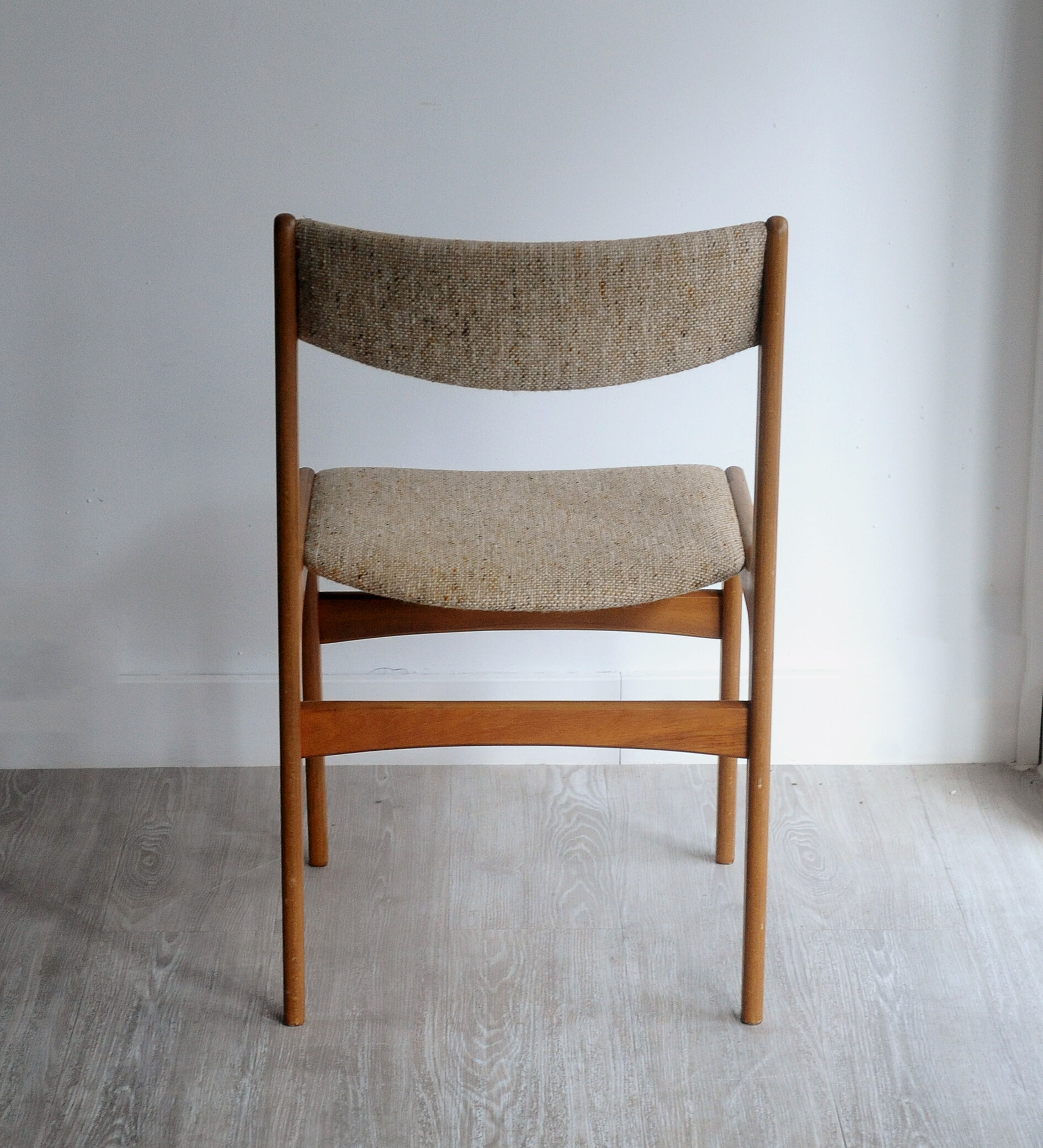 Chairs 1960 teak fabrics wool found