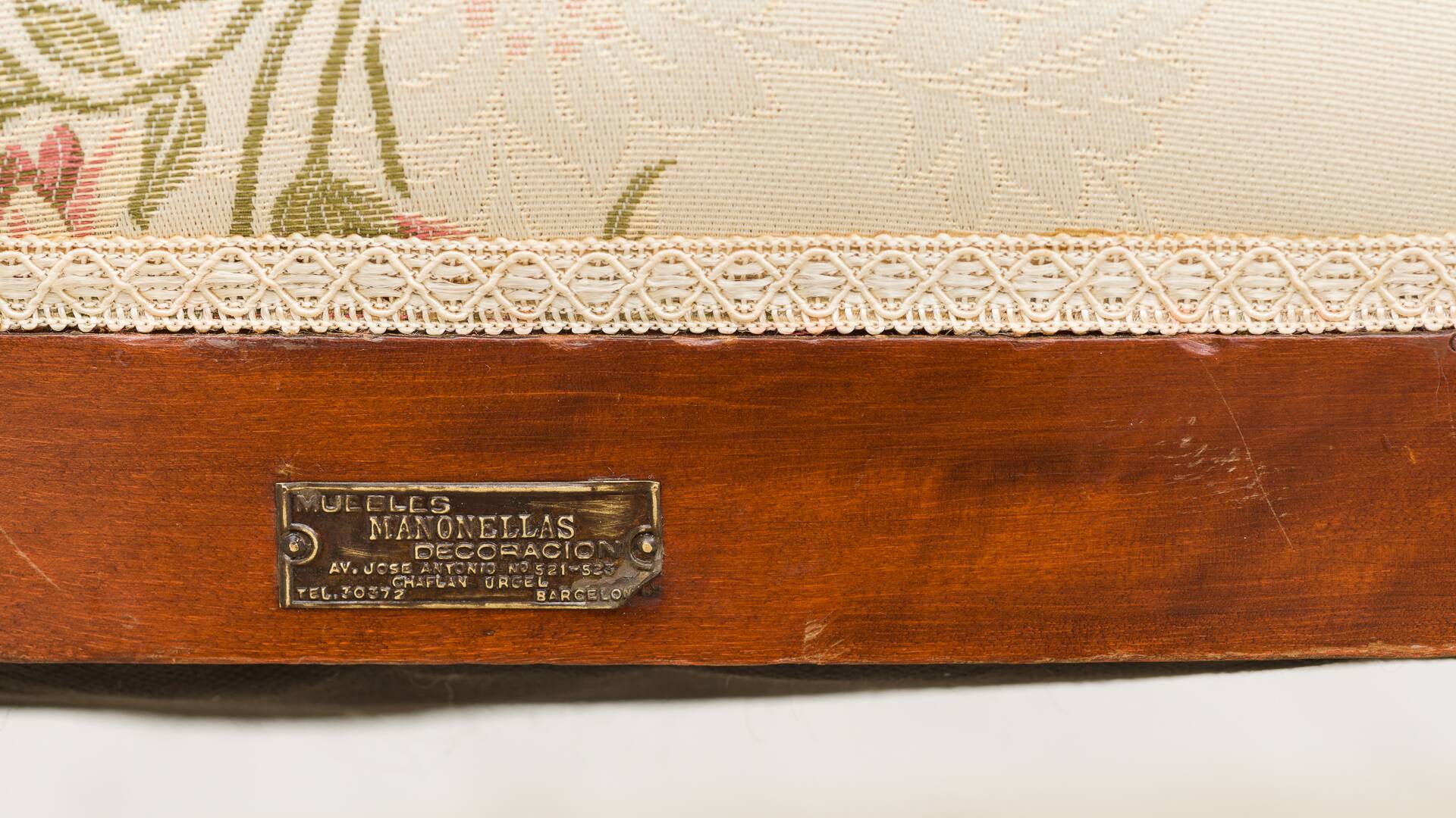 Chippendale armchair by Muebles Manonellas