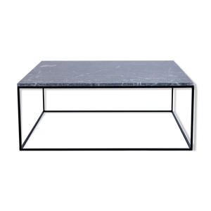 Table basse carrée en marbre gris Emperador