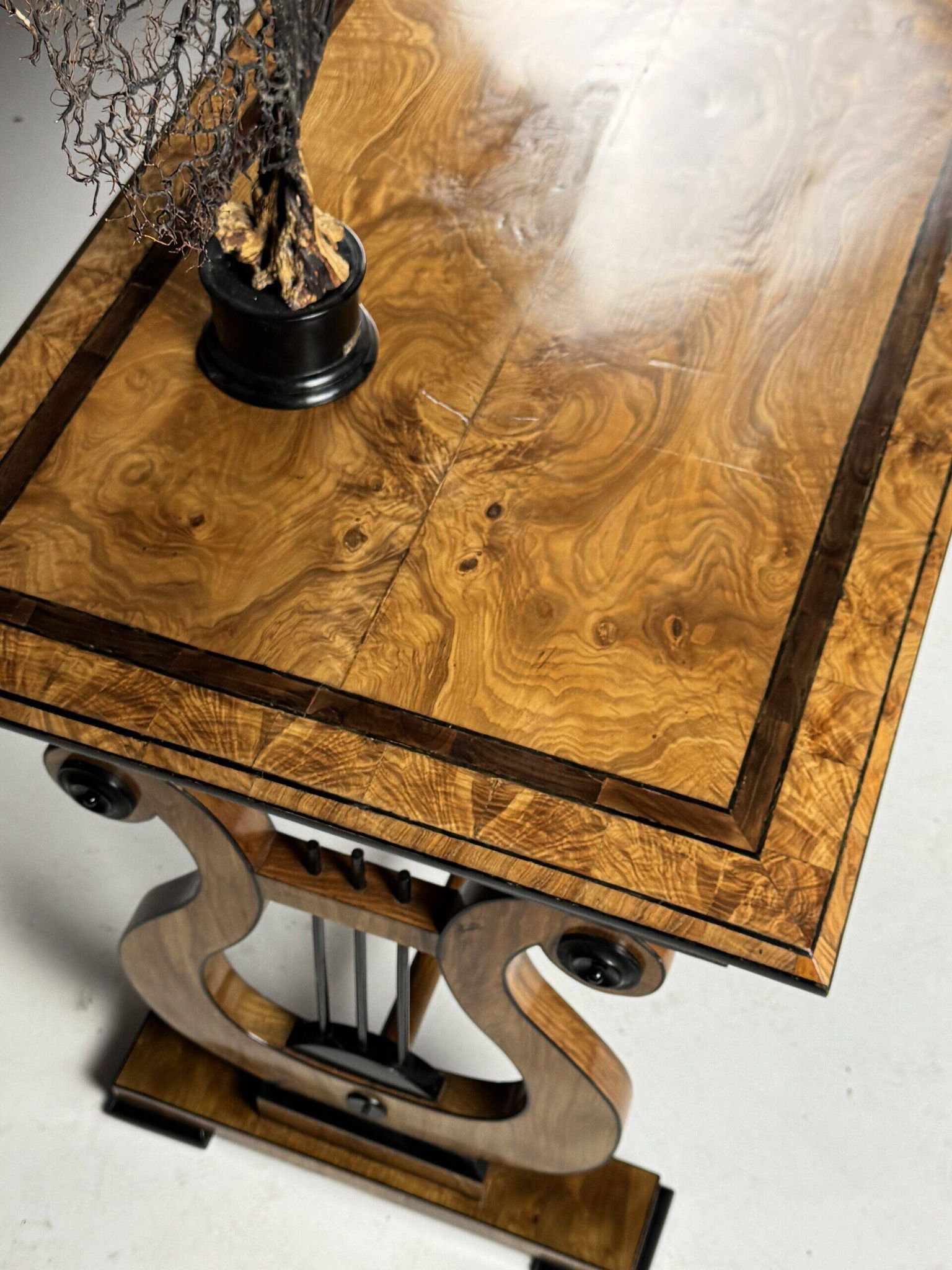 Bureau Biedermeier, table de centre