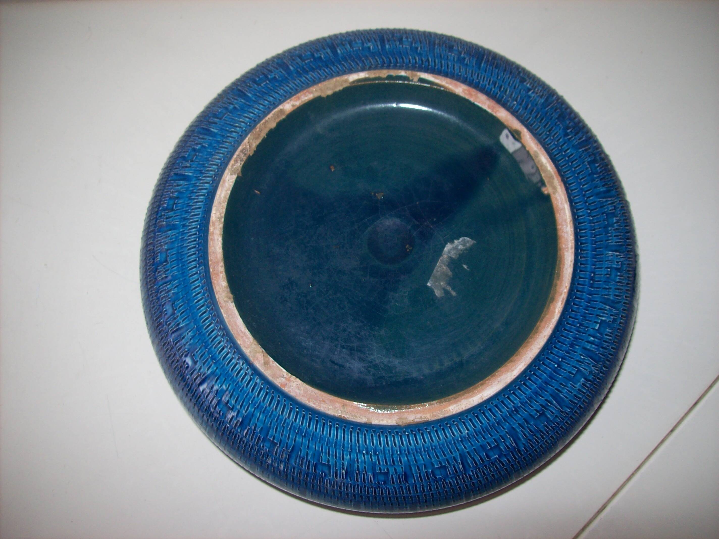Aldo Londi coupe for Bitossi in "Rimini Blue" ceramic from the 1960s.