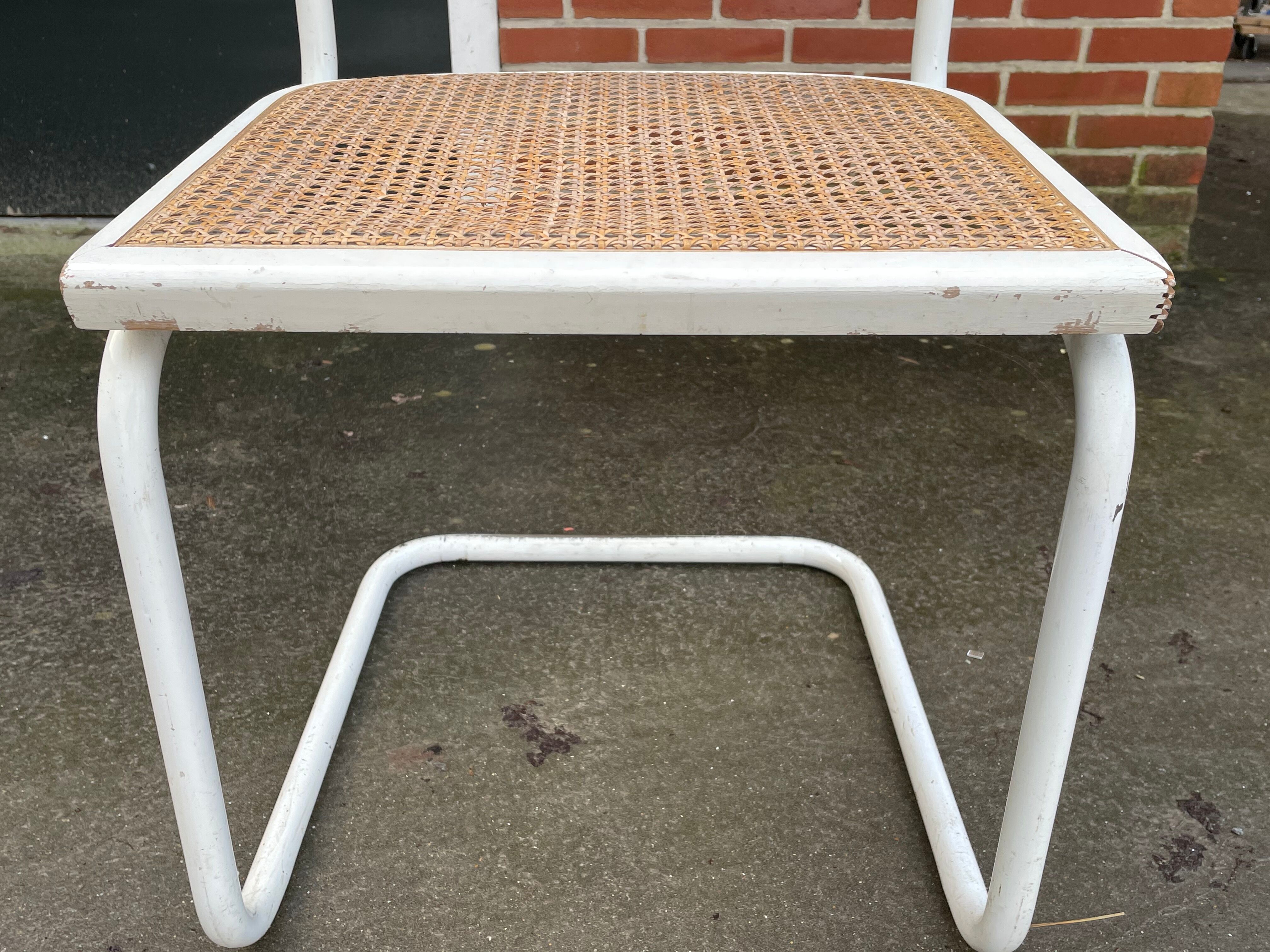 Cesca design chair b32 model white