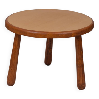 Tripod coffee table