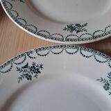 Suite de 6 assiettes plates