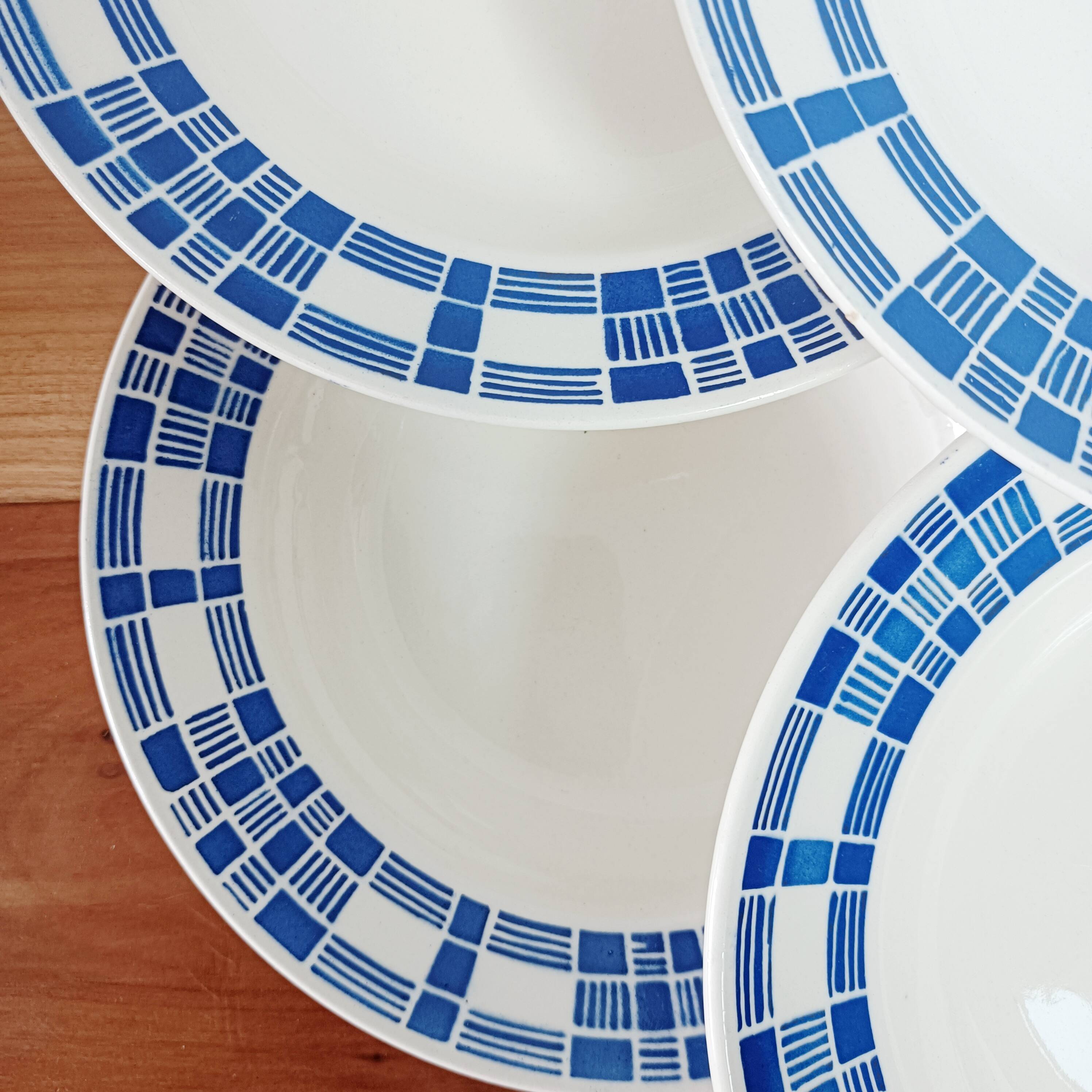 Lot de 9 assiettes creuses Badonviller modèle Nil