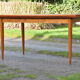 Table scandinave
