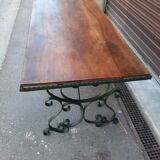 Rectangular table in wrought iron and wood