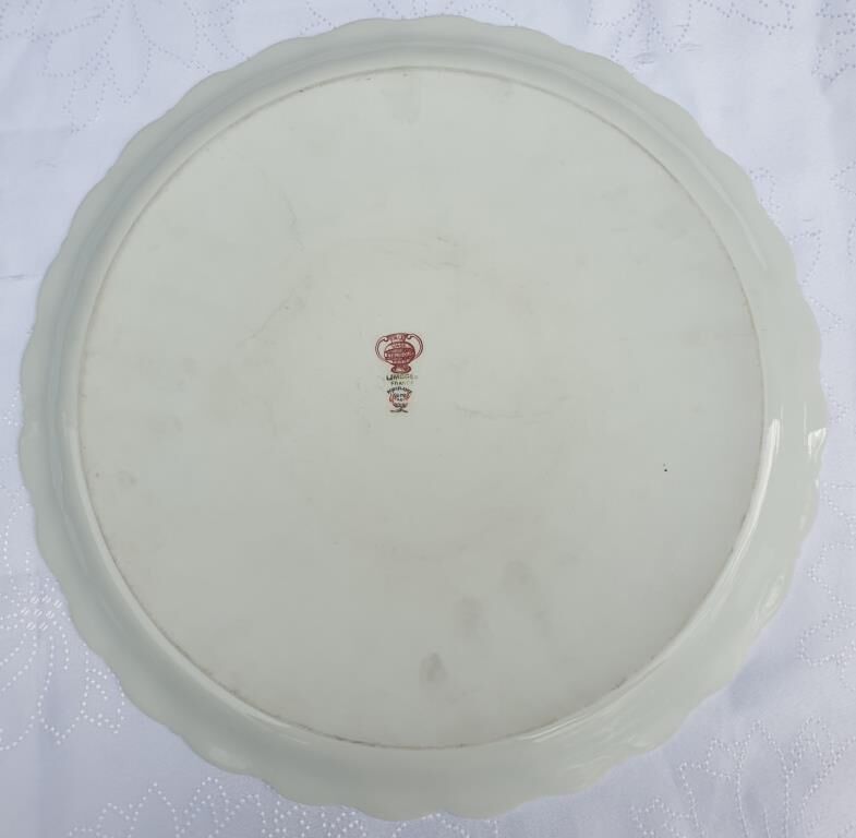 Hand-painted pheasant dish porcelain Au Vase Etrusque Paris