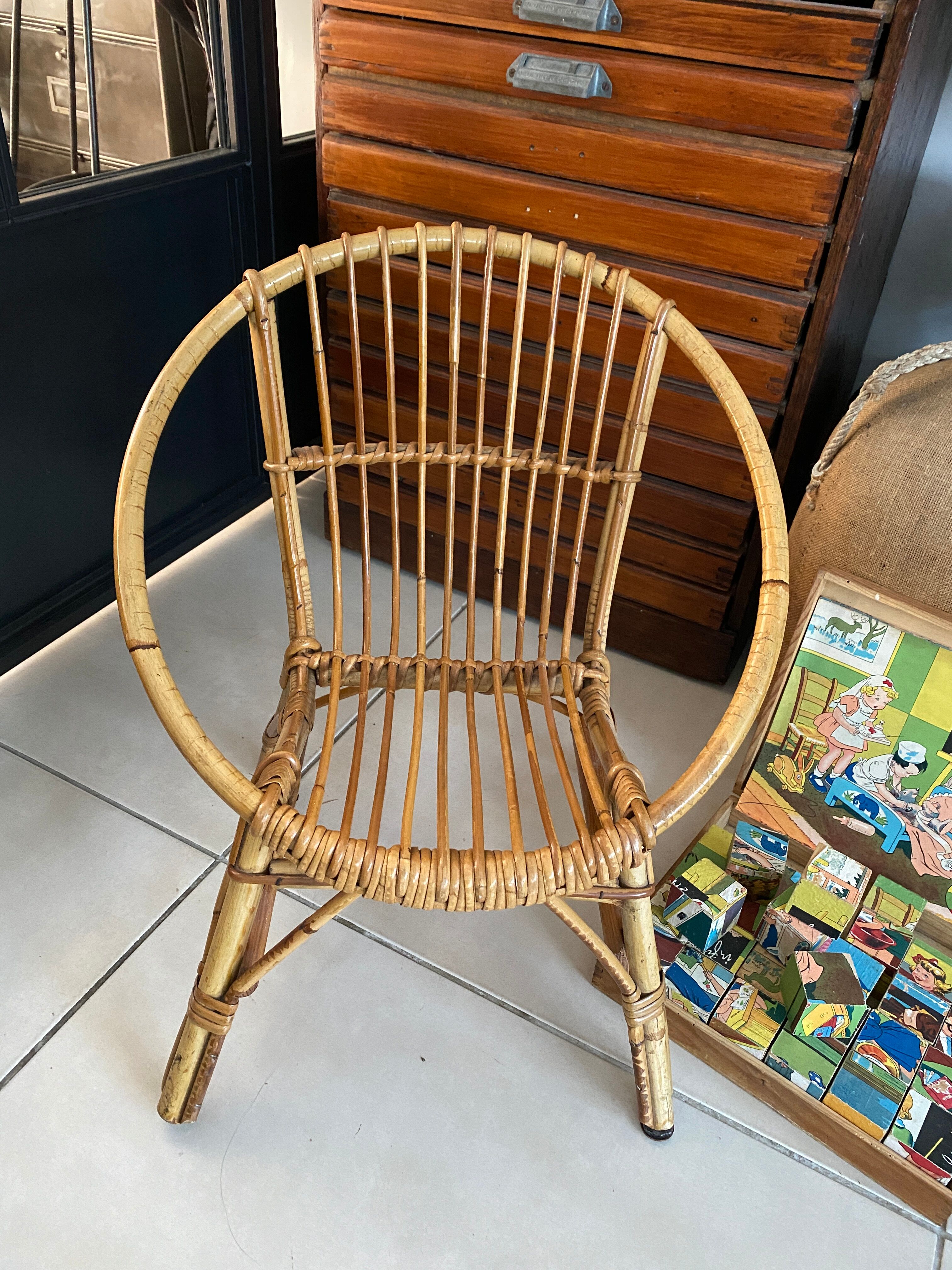 Fauteuil coquille rotin enfant