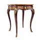 Table basse unique, France, vers 1880.
