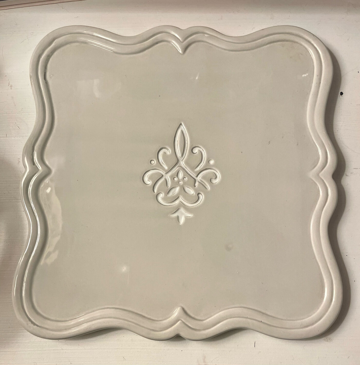 Shabby chic ceramic top