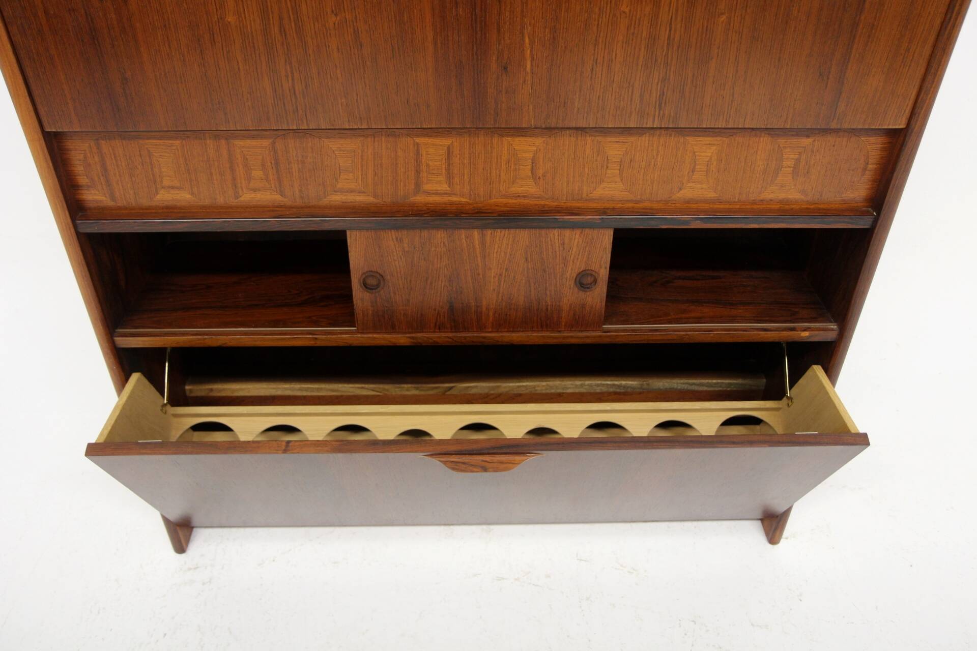 Scandinavian rosewood bar cabinet "SK 661" Johannes Andersen for J Skaaning & Søn, Denmark, 1960