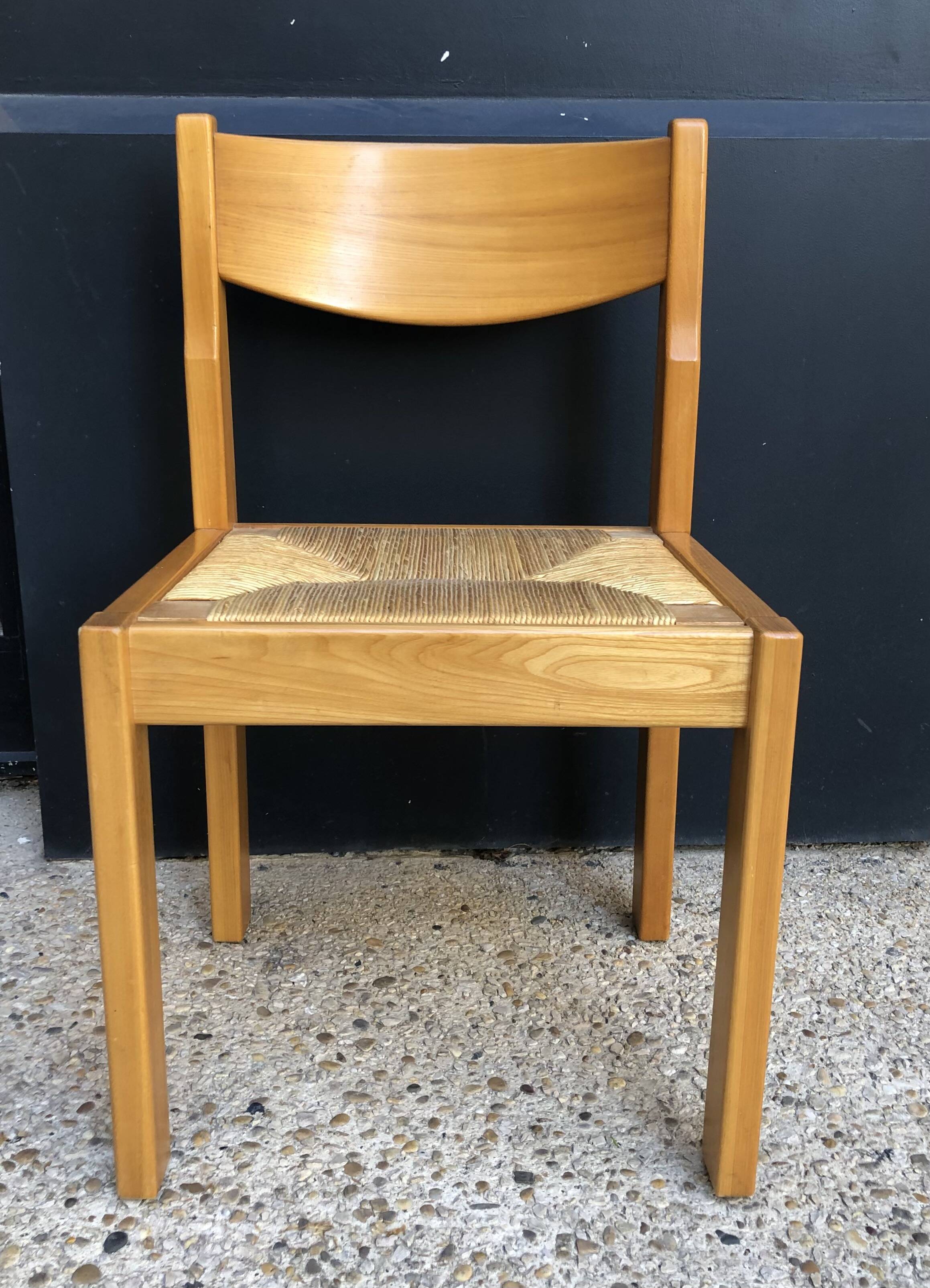 6 wooden and straw chairs from the 70s