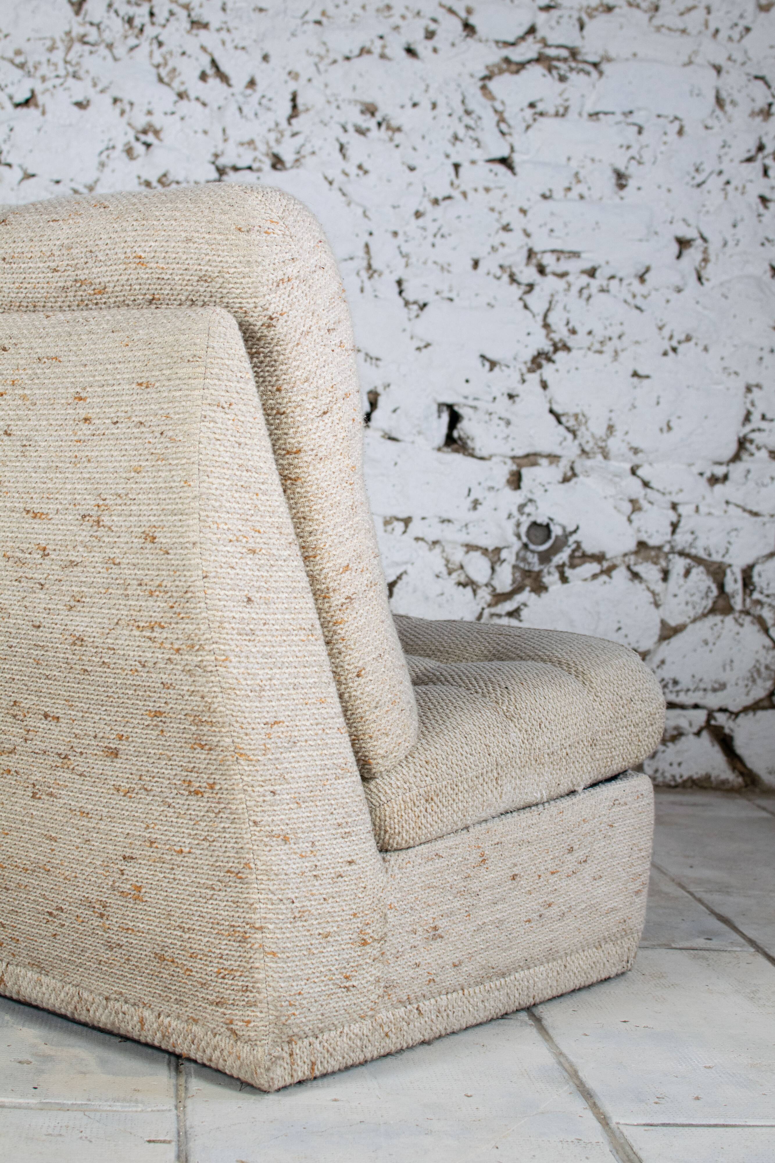 Vintage 70s fireside chair