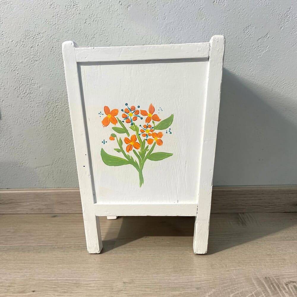 Portugese Olaio wooden hand-painted planter box