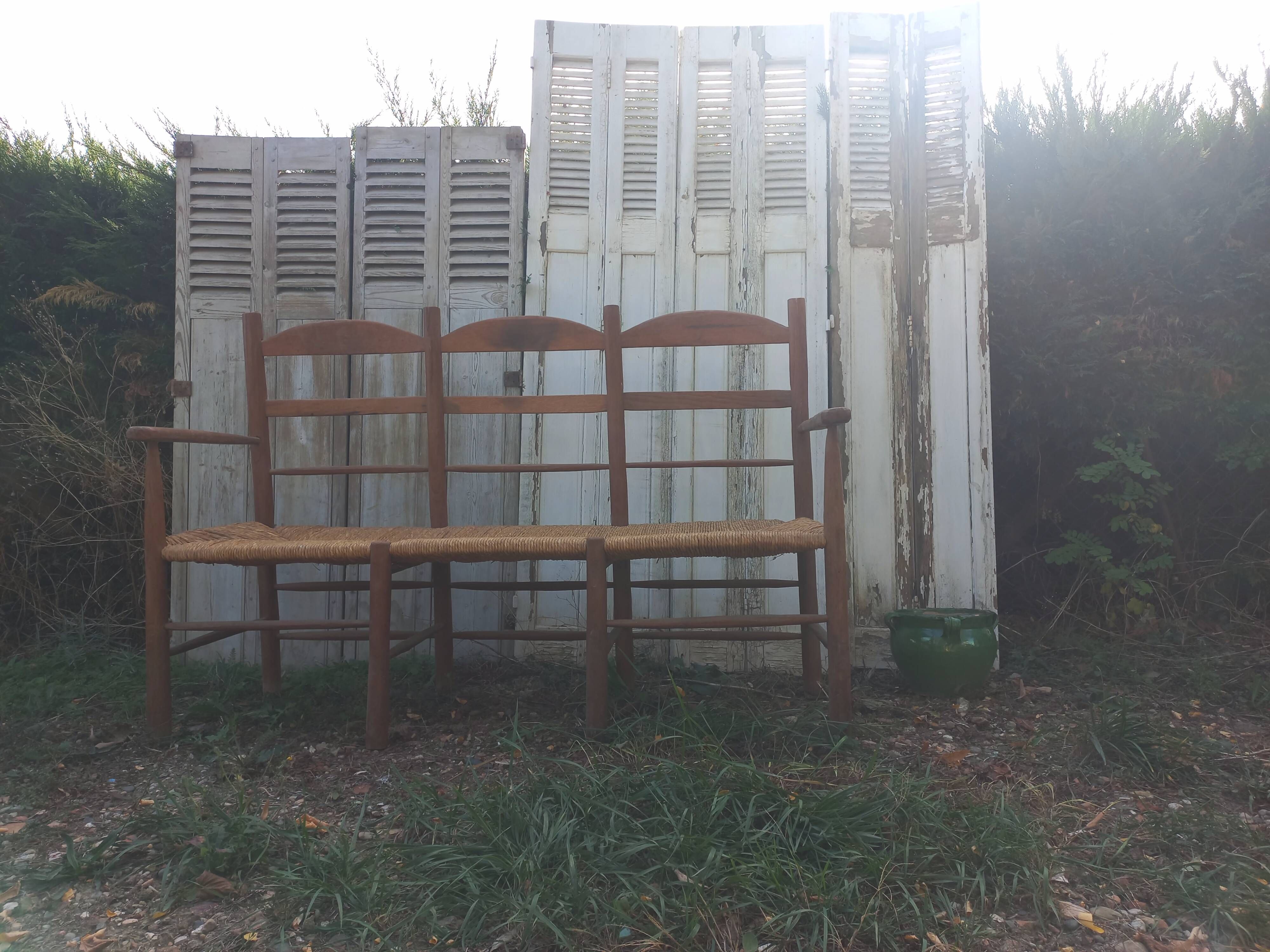 Radassier Provençal Bench