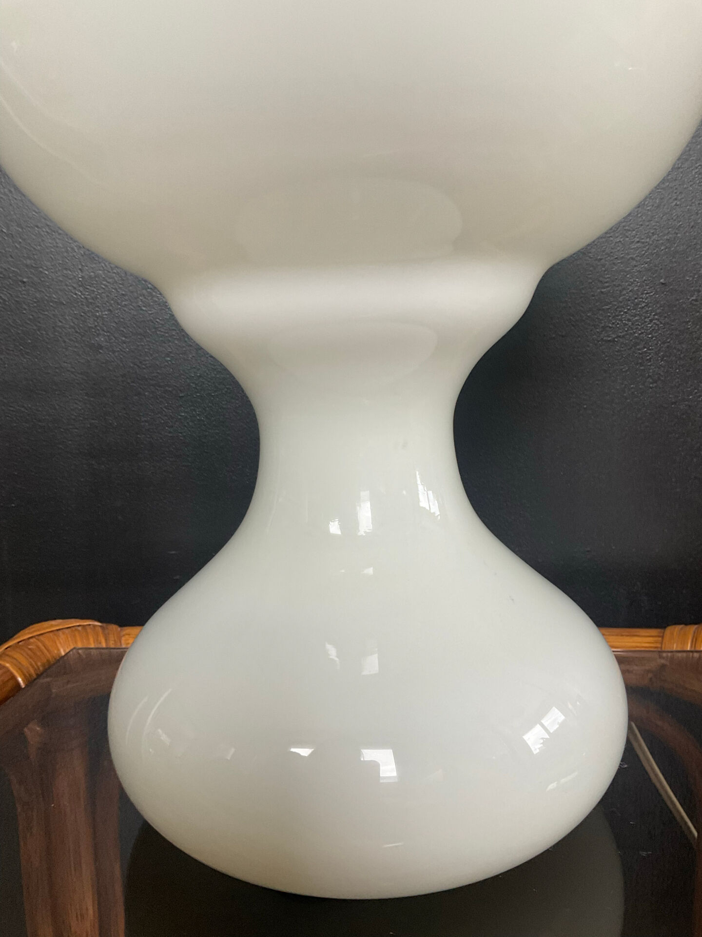 Lampe champignon Space Age en verre opalin blanc