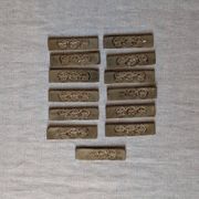 Set of 13 knife rests