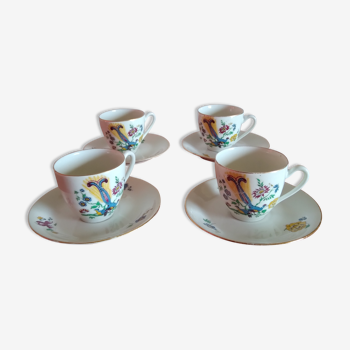 Set de 4 tasses et sous tasses porcelaine