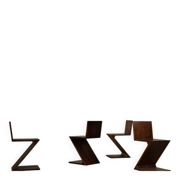 Ensemble de quatre chaises Zig-Zag après Gerrit Rietveld