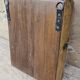Ancienne vitrine murale tribale en teck birman