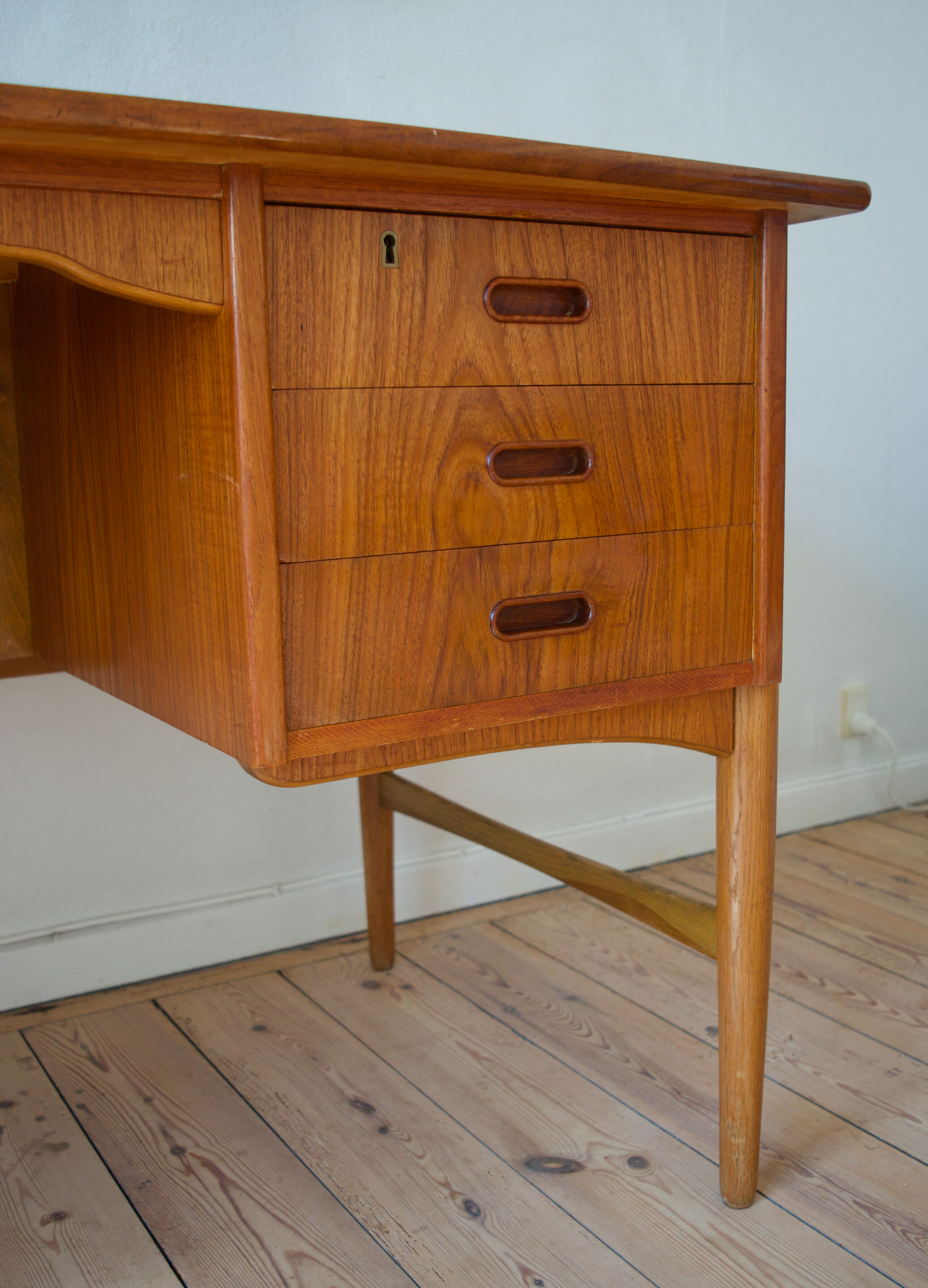 Danish mid-century teak & oak desk, 1950s