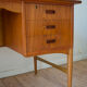 Bureau danois en teck et chêne du milieu du siècle, années 1950