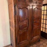 Armoire ancienne de caractère XVIII eme de vallée du Rhône