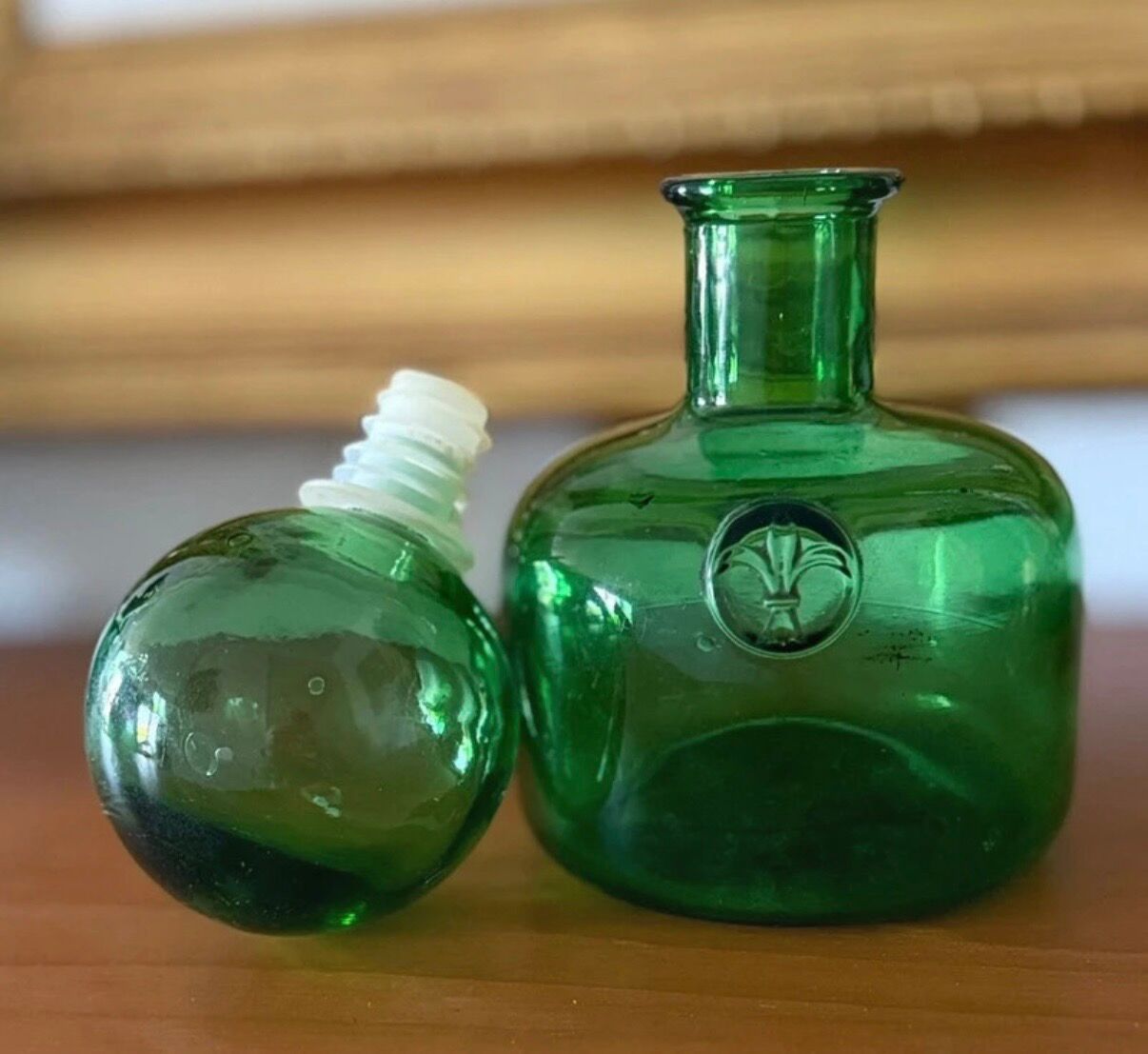 Carafe, decorative emerald green glass bottle Empoli - 1960s