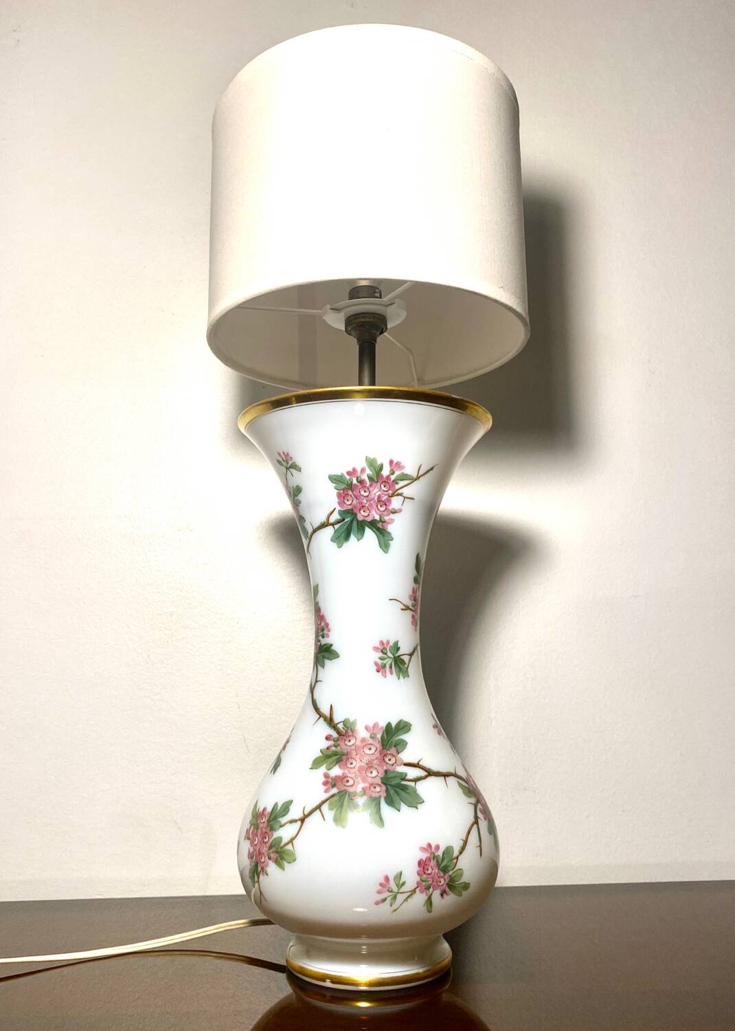 Baccarat Lampe Opaline peint main