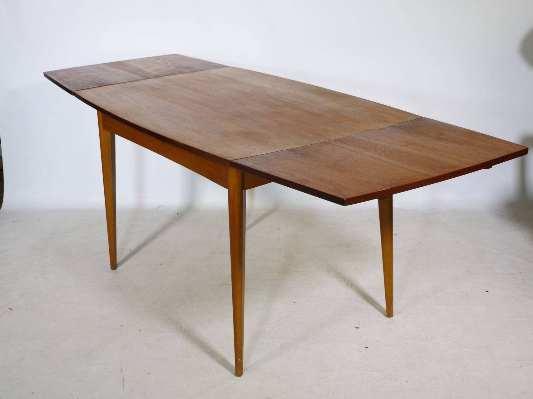 Double-extendable vintage mid-century teak dining table, 1960s