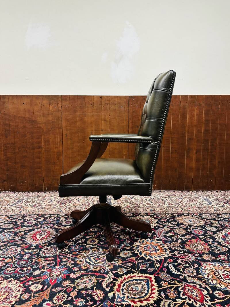 Fauteuil de bureau Chesterfield President vert olive