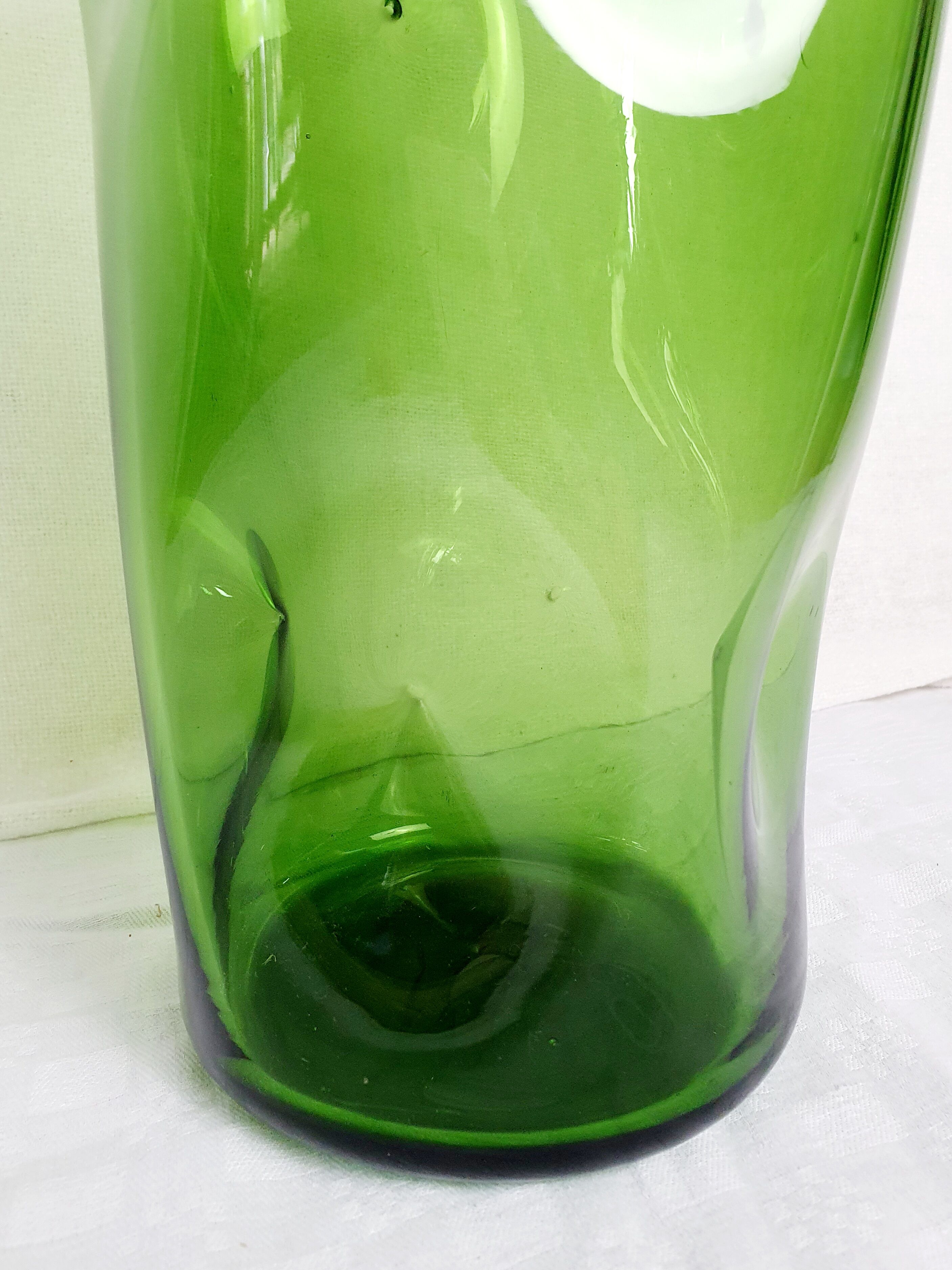 Mouth-blown vase 1960